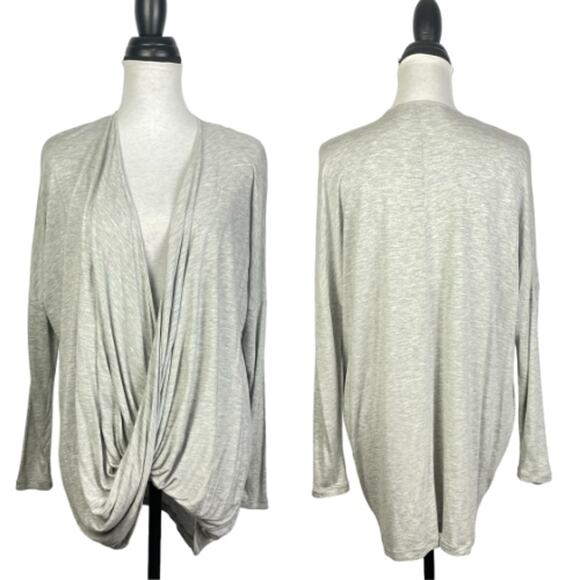 Cabi #3245 | Taylor Twist Heather Gray Long Sleeve Draped Front Knit Top - Picture 4 of 11